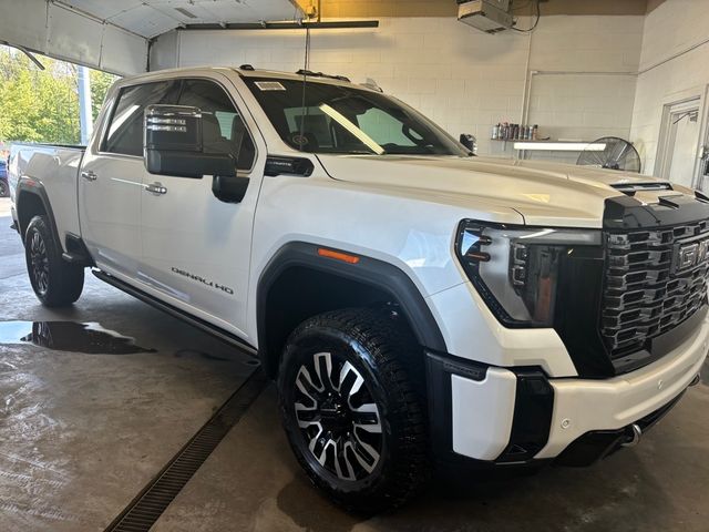 2025 GMC Sierra 2500HD Denali Ultimate