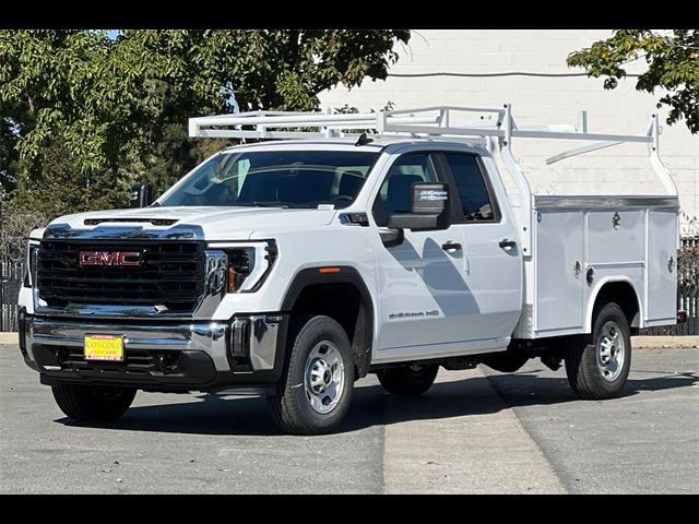 2025 GMC Sierra 2500HD Pro