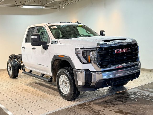 2025 GMC Sierra 2500HD Pro