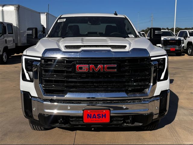 2025 GMC Sierra 2500HD Pro