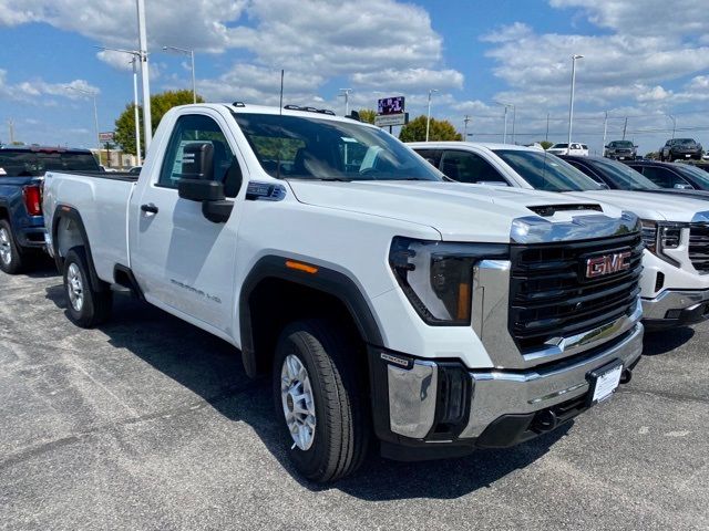 2025 GMC Sierra 2500HD Pro