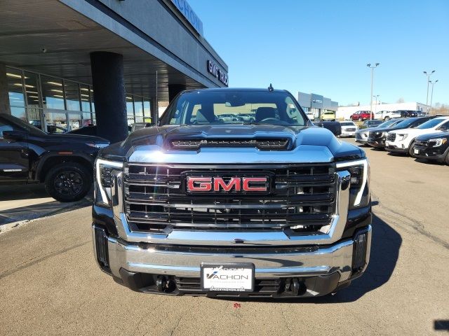 2025 GMC Sierra 2500HD Pro