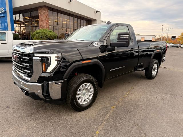 2025 GMC Sierra 2500HD Pro