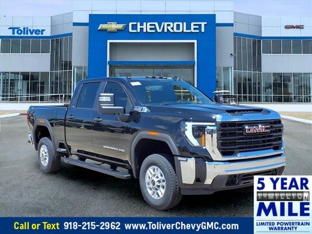 2025 GMC Sierra 2500HD Pro