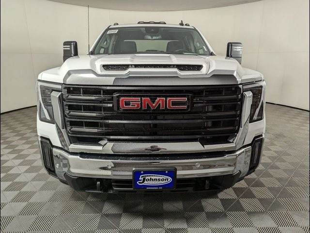 2025 GMC Sierra 2500HD Pro