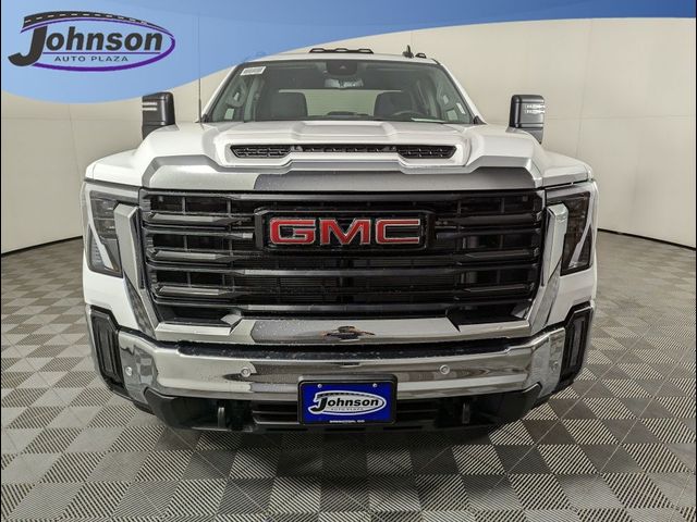 2025 GMC Sierra 2500HD Pro