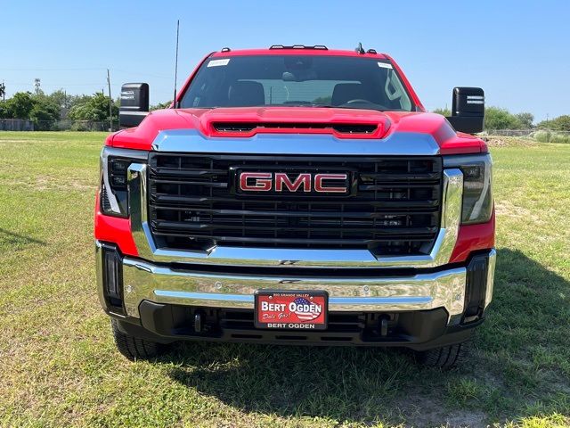 2025 GMC Sierra 2500HD Pro