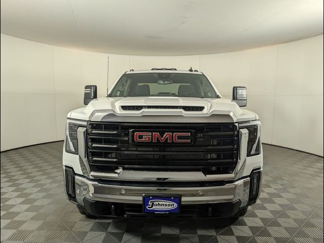 2025 GMC Sierra 2500HD Pro