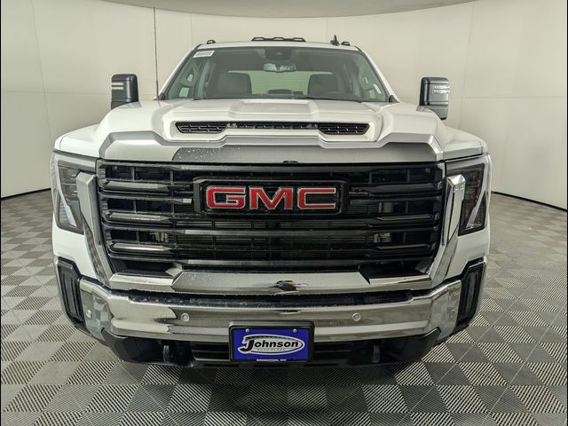 2025 GMC Sierra 2500HD Pro