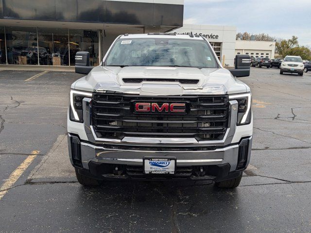 2025 GMC Sierra 2500HD Pro