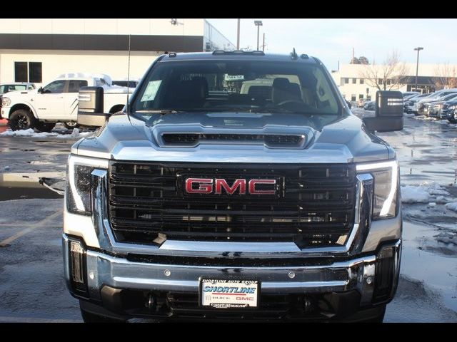 2025 GMC Sierra 2500HD Pro