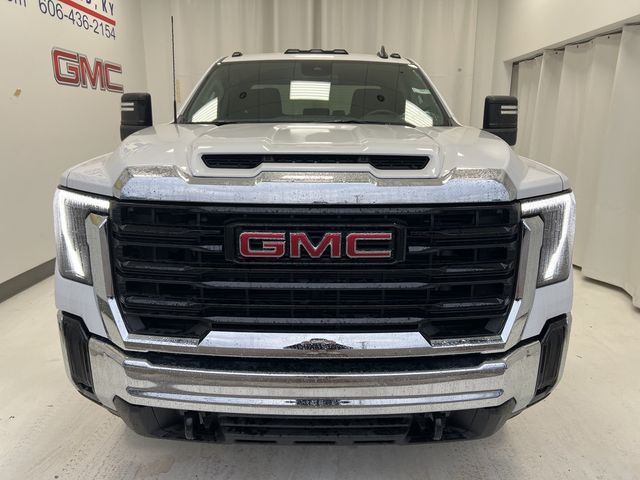 2025 GMC Sierra 2500HD Pro