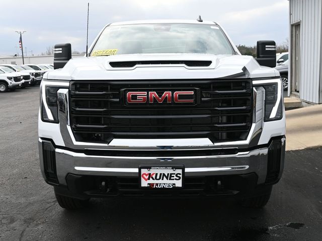 2025 GMC Sierra 2500HD Pro