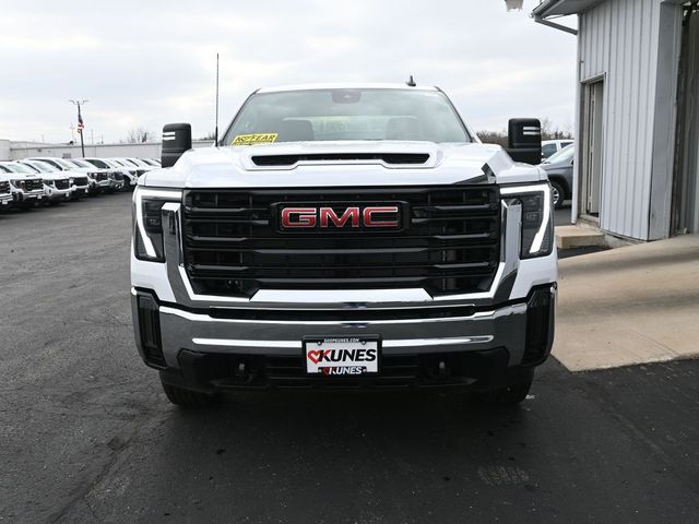 2025 GMC Sierra 2500HD Pro