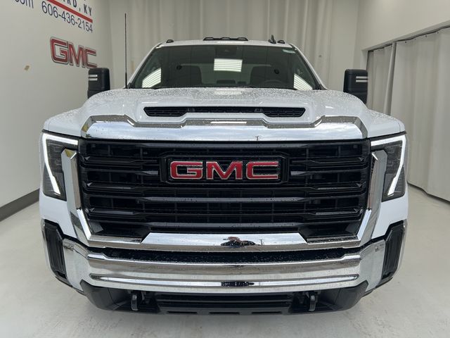 2025 GMC Sierra 2500HD Pro