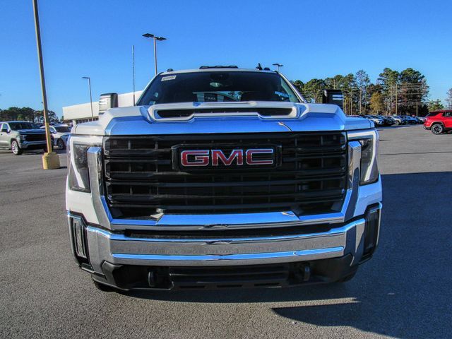 2025 GMC Sierra 2500HD Pro