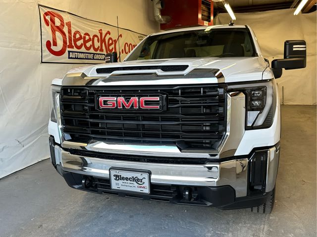 2025 GMC Sierra 2500HD Pro