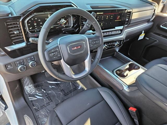 2025 GMC Sierra 2500HD SLT