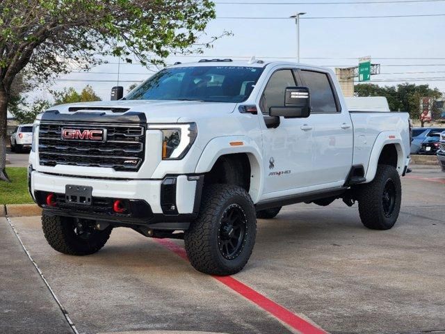 2025 GMC Sierra 2500HD AT4