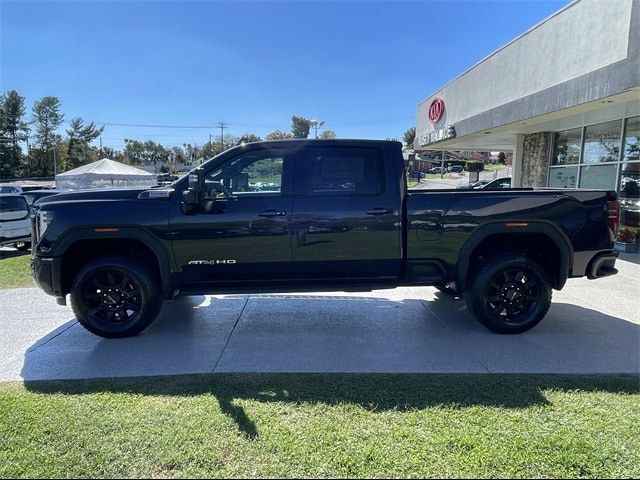 2025 GMC Sierra 2500HD AT4