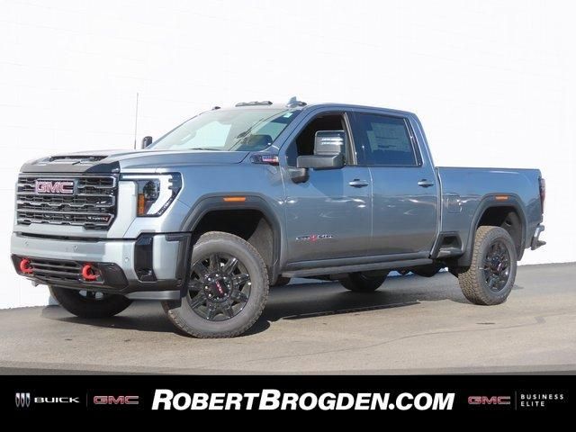 2025 GMC Sierra 2500HD AT4