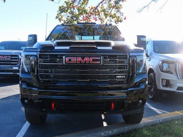 2025 GMC Sierra 2500HD AT4