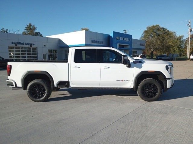 2025 GMC Sierra 2500HD AT4