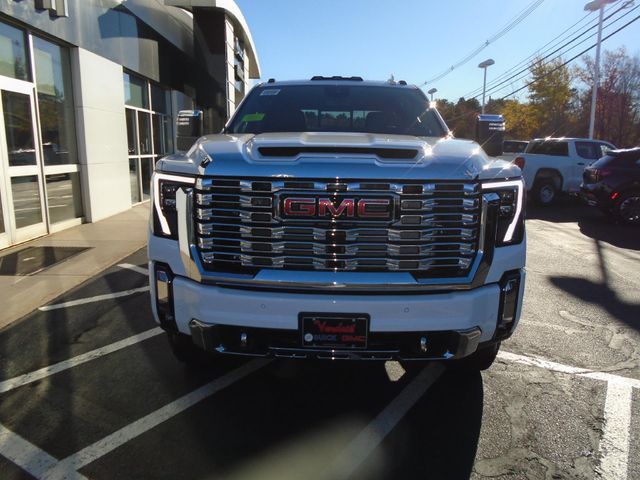 2025 GMC Sierra 2500HD Denali