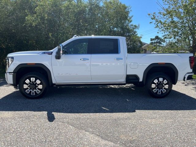 2025 GMC Sierra 2500HD Denali