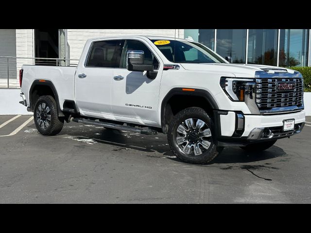 2025 GMC Sierra 2500HD Denali