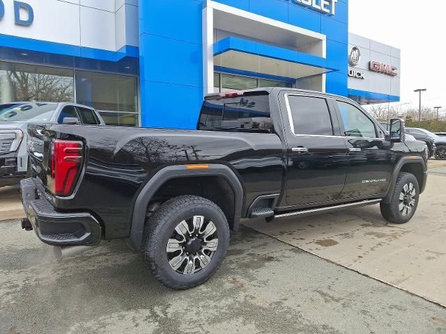 2025 GMC Sierra 2500HD Denali