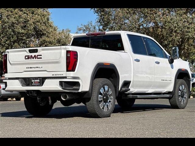 2025 GMC Sierra 2500HD Denali