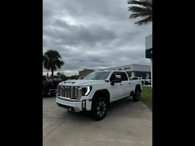 2025 GMC Sierra 2500HD Denali