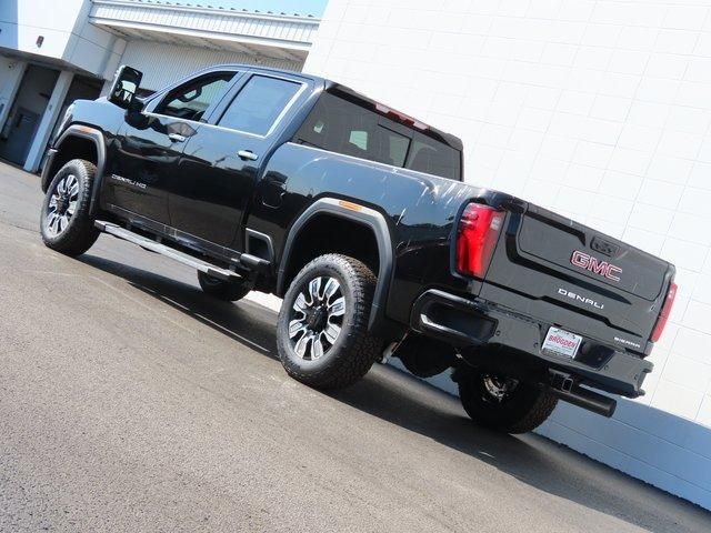 2025 GMC Sierra 2500HD Denali