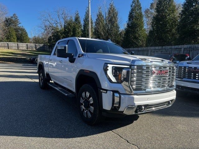 2025 GMC Sierra 2500HD Denali