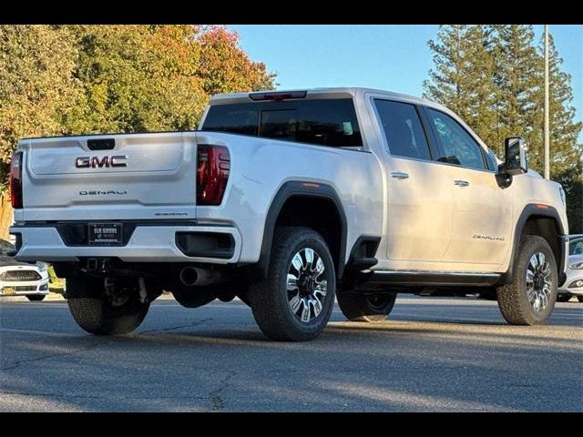 2025 GMC Sierra 2500HD Denali