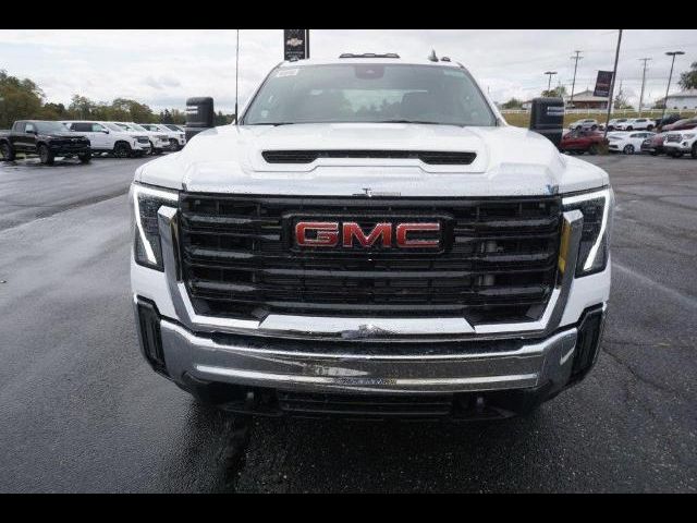 2025 GMC Sierra 2500HD Pro