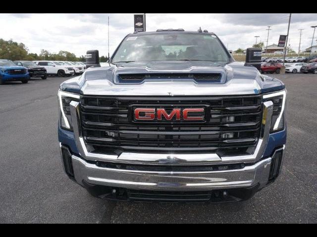 2025 GMC Sierra 2500HD Pro