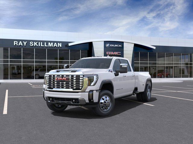 2025 GMC Sierra 3500HD Denali