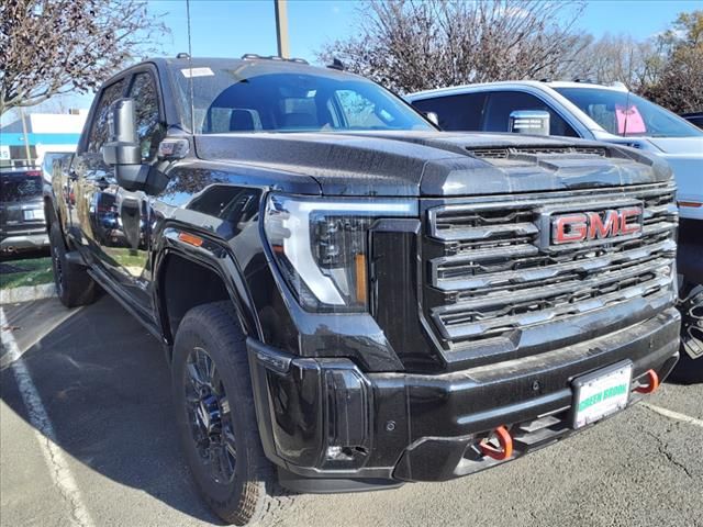 2025 GMC Sierra 3500HD AT4