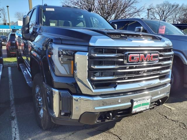 2025 GMC Sierra 3500HD SLT