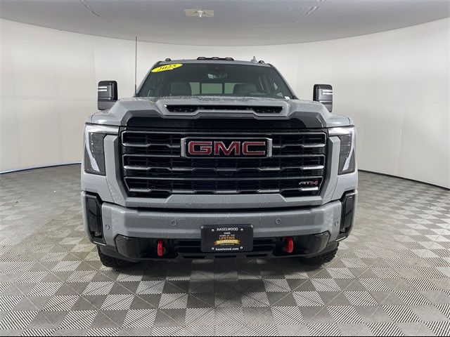 2025 GMC Sierra 3500HD AT4