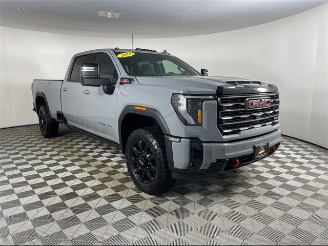 2025 GMC Sierra 3500HD AT4