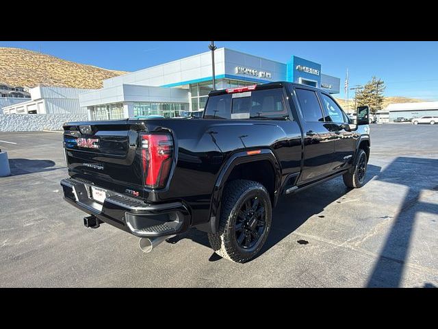 2025 GMC Sierra 3500HD AT4