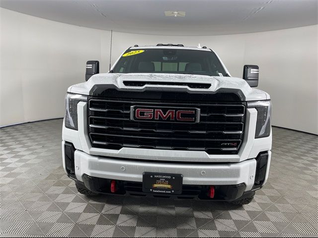 2025 GMC Sierra 3500HD AT4