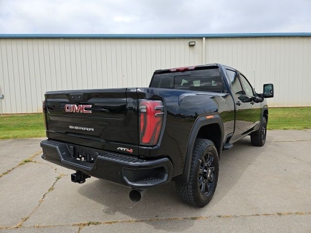 2025 GMC Sierra 3500HD AT4