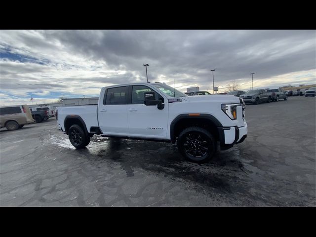 2025 GMC Sierra 3500HD AT4