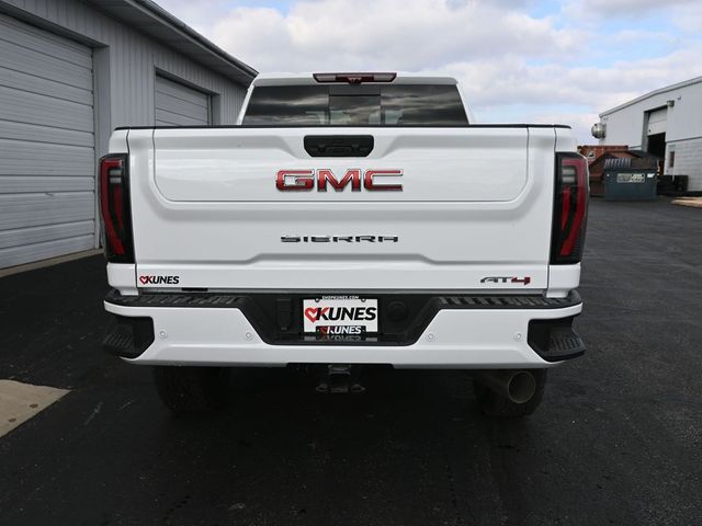 2025 GMC Sierra 3500HD AT4