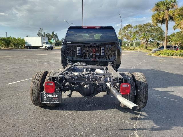 2025 GMC Sierra 3500HD Pro