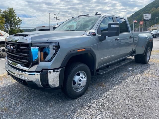 2025 GMC Sierra 3500HD Pro